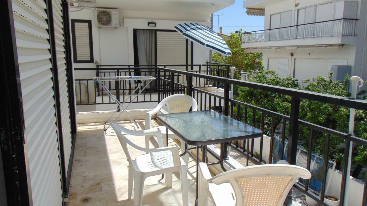 Hause Zorbas Aparthotel Paralia Dionisiou Exterior foto