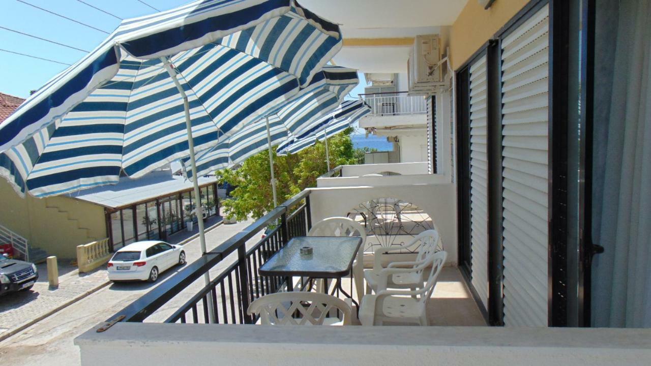 Hause Zorbas Aparthotel Paralia Dionisiou Exterior foto